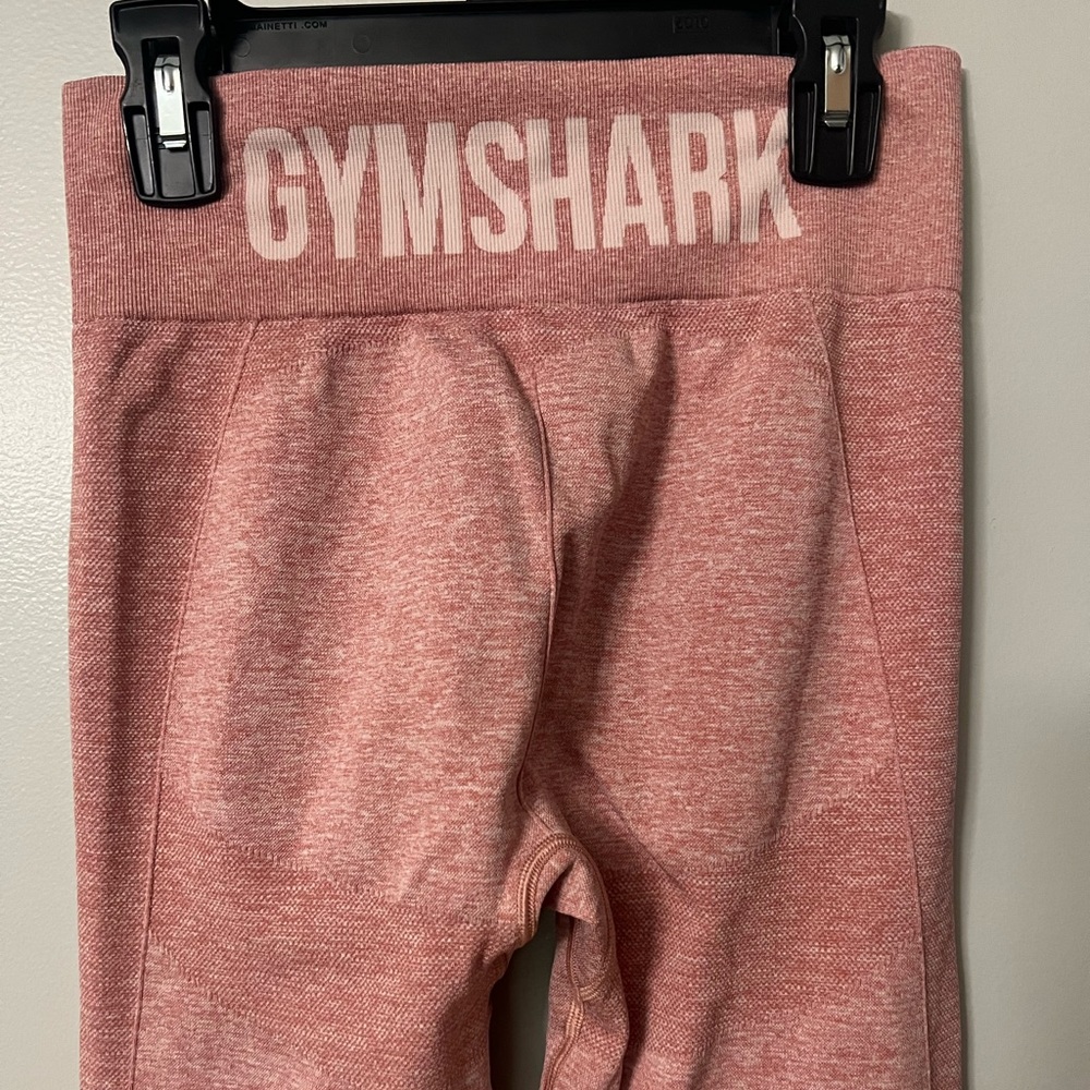 Gymshark seamless contour legging. Size medium.